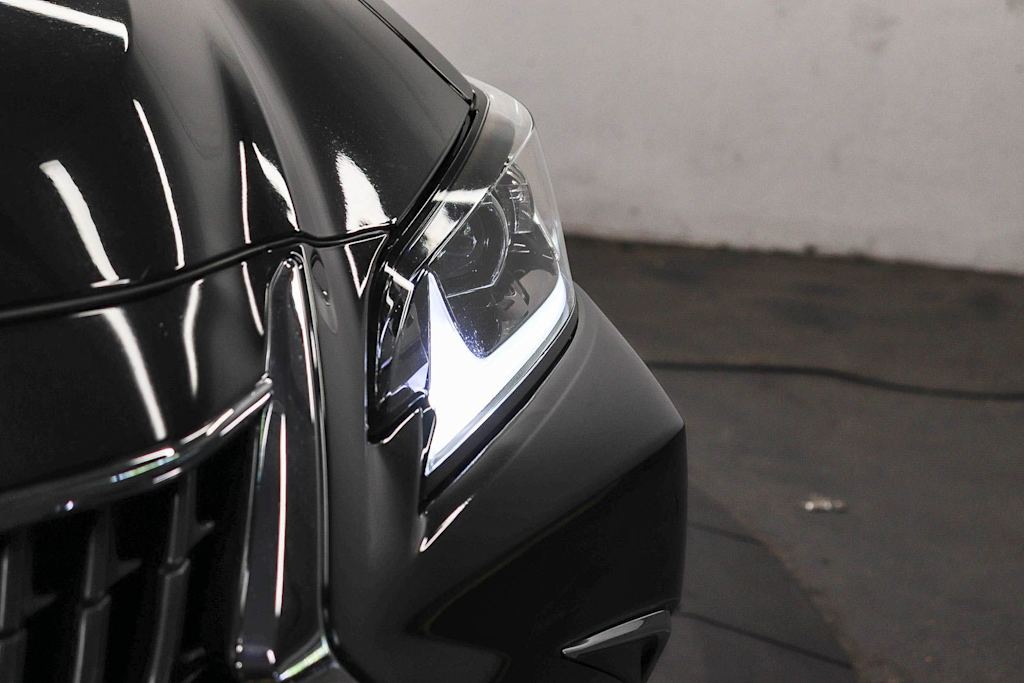 Thumbnail: 2024 Lexus ES - 20