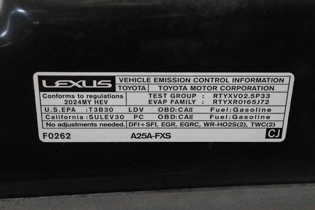 Thumbnail: 2024 Lexus ES - 16