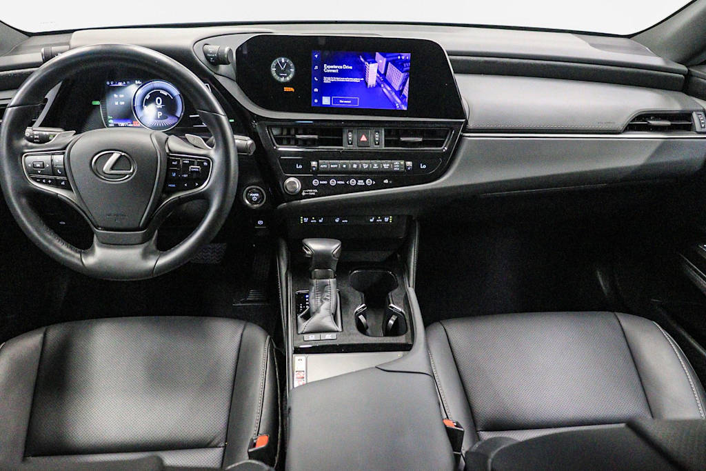 Thumbnail: 2025 Lexus ES - 2