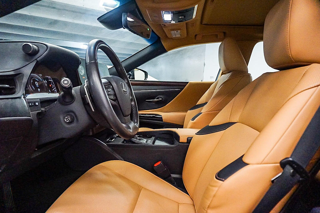Thumbnail: 2023 Lexus ES - 10