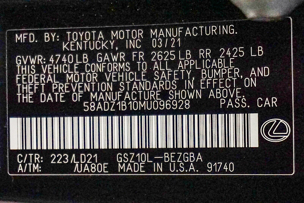 Thumbnail: 2021 Lexus ES - 17