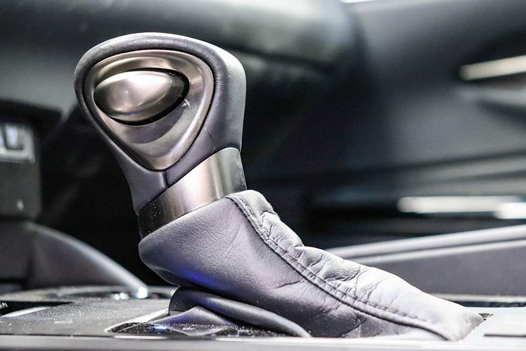 Thumbnail: 2024 Lexus ES - 13