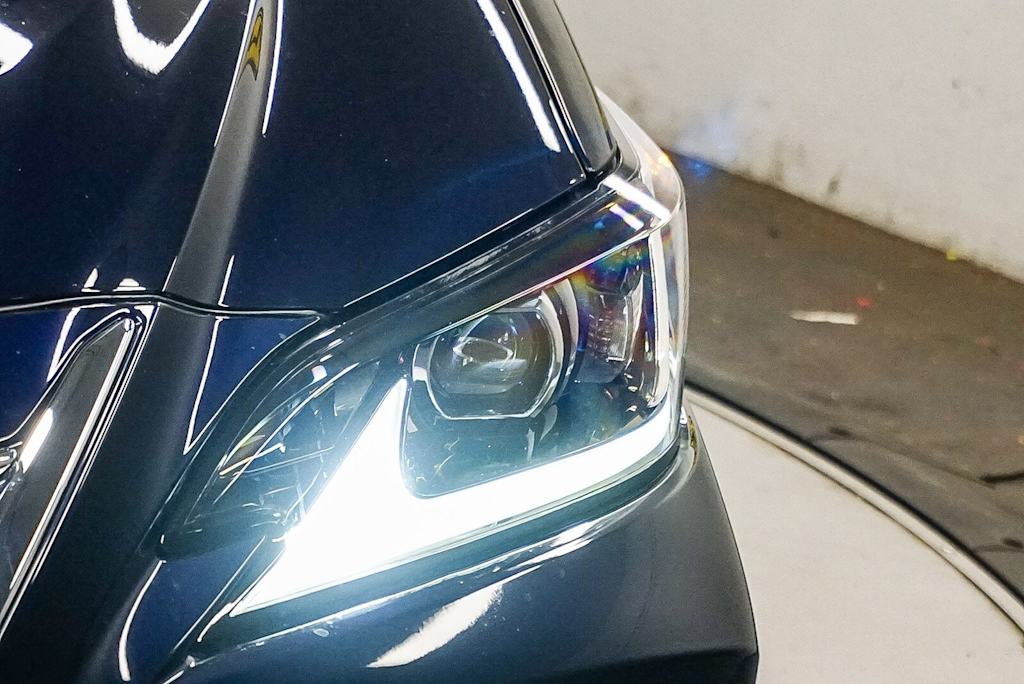 Thumbnail: 2025 Lexus ES - 13