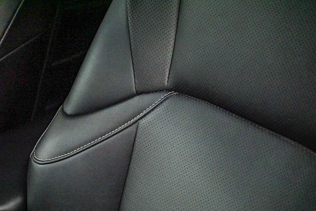 Thumbnail: 2025 Lexus ES - 27