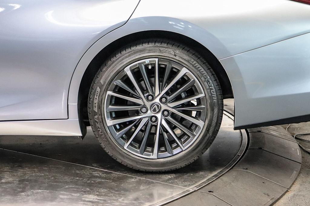 Thumbnail: 2023 Lexus ES - 23