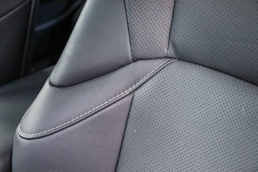 Thumbnail: 2023 Lexus ES - 30