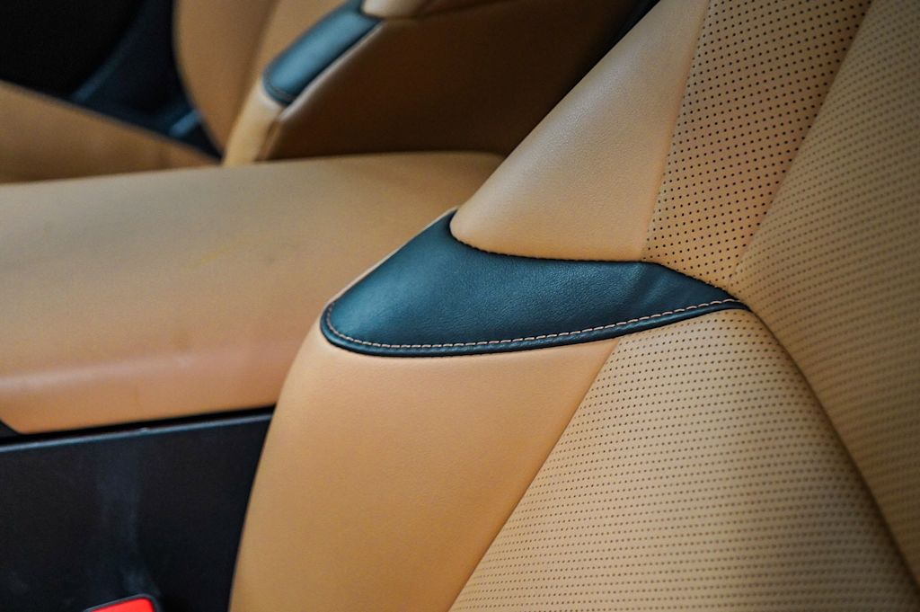 Thumbnail: 2025 Lexus ES - 11