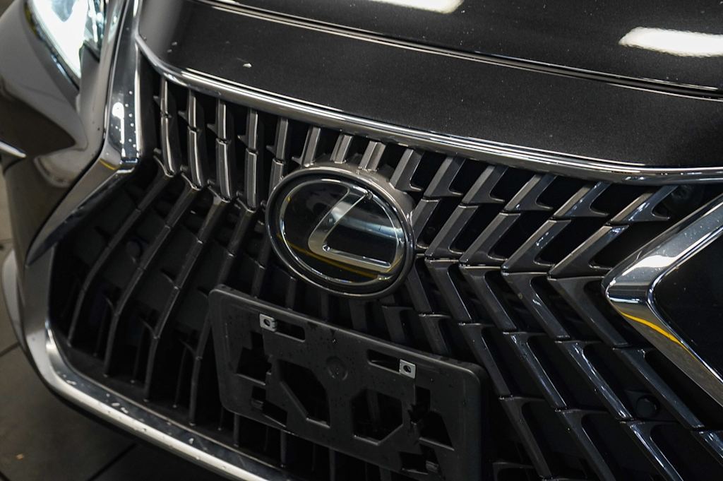 Thumbnail: 2025 Lexus ES - 6