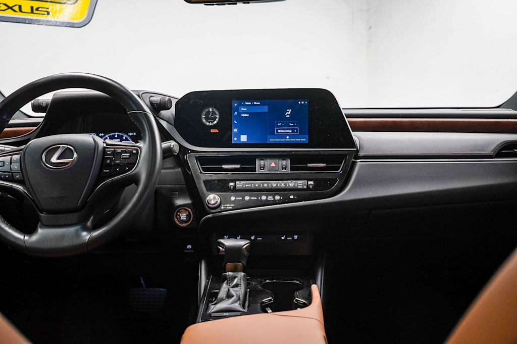 Thumbnail: 2025 Lexus ES - 9