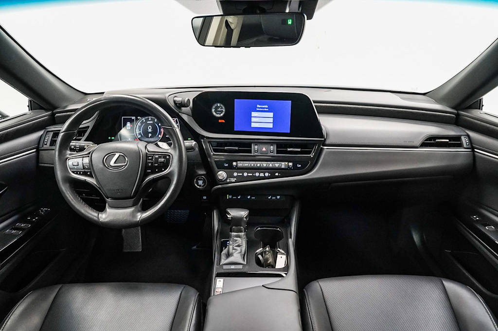 Thumbnail: 2024 Lexus ES - 2