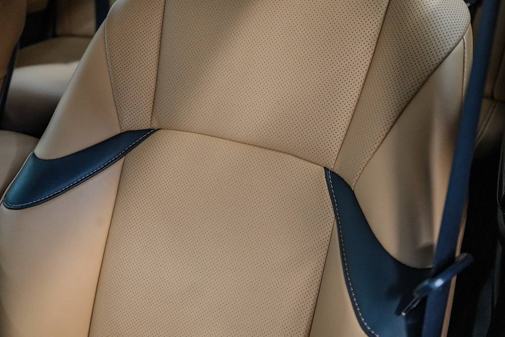 Thumbnail: 2024 Lexus ES - 30