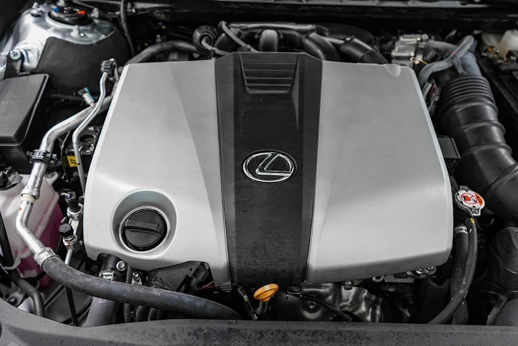 Thumbnail: 2024 Lexus ES - 7
