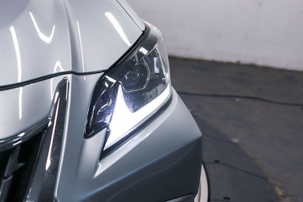 Thumbnail: 2025 Lexus ES - 20