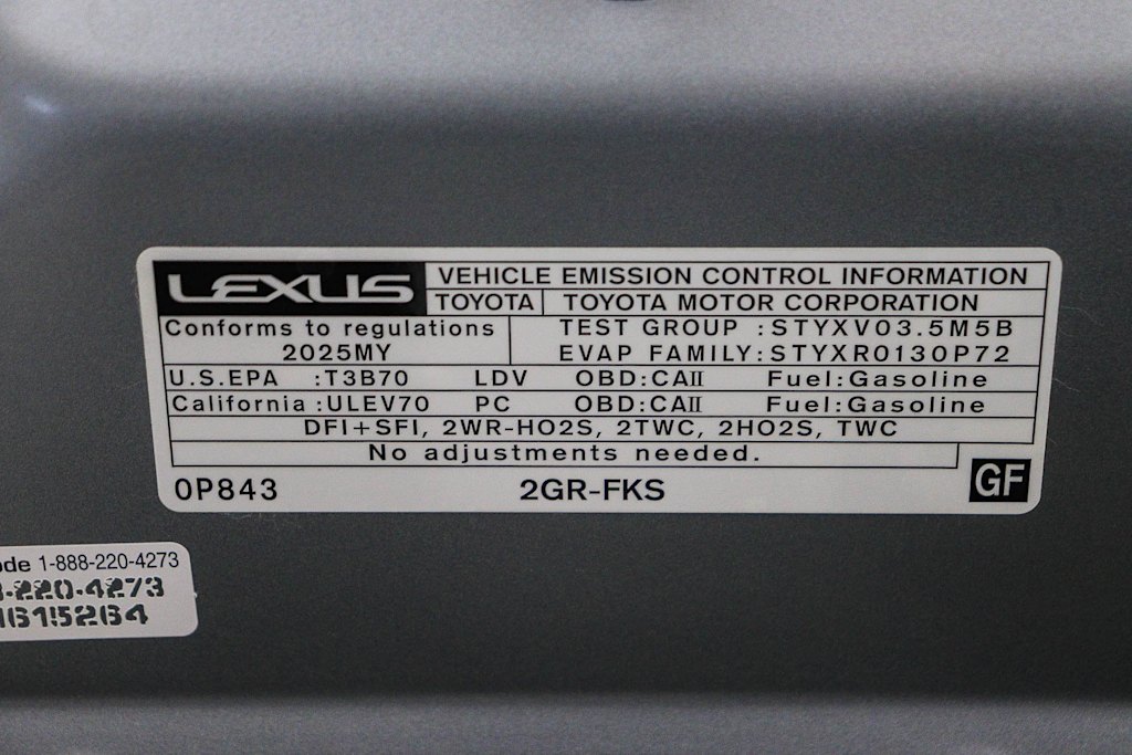 Thumbnail: 2025 Lexus ES - 17
