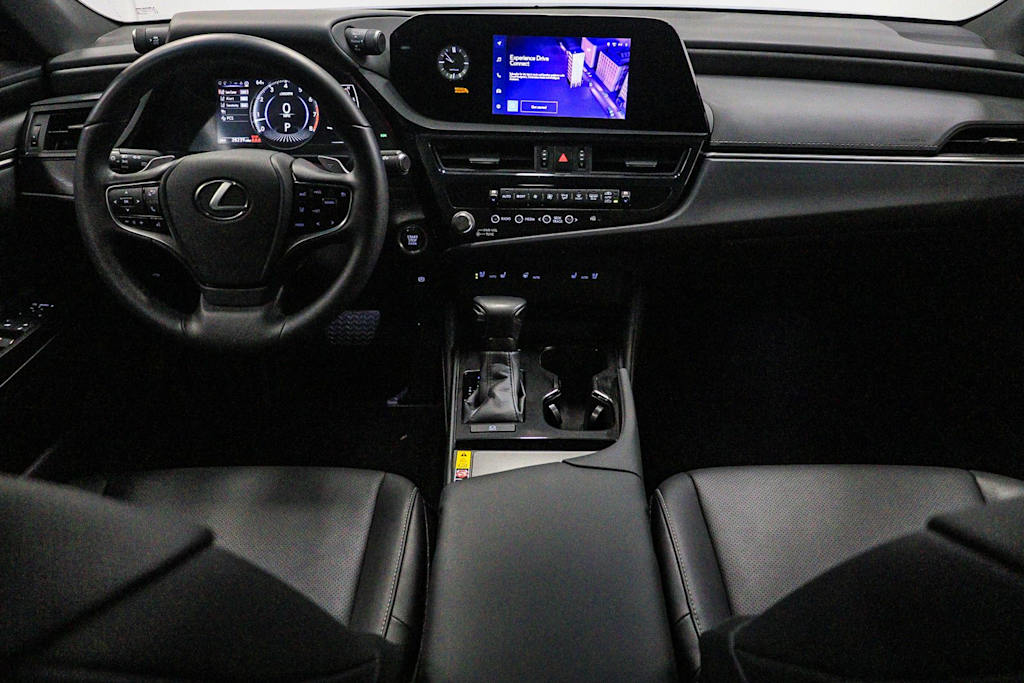 Thumbnail: 2025 Lexus ES - 2