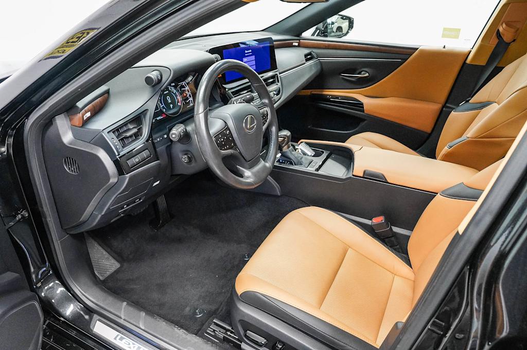 Thumbnail: 2025 Lexus ES - 40