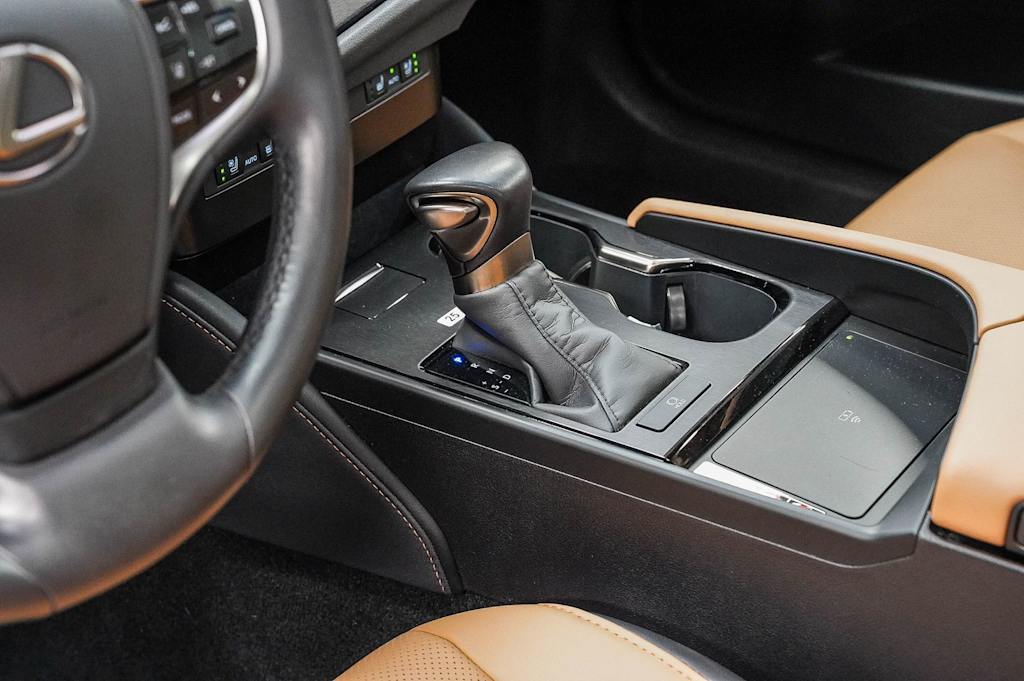 Thumbnail: 2025 Lexus ES - 51
