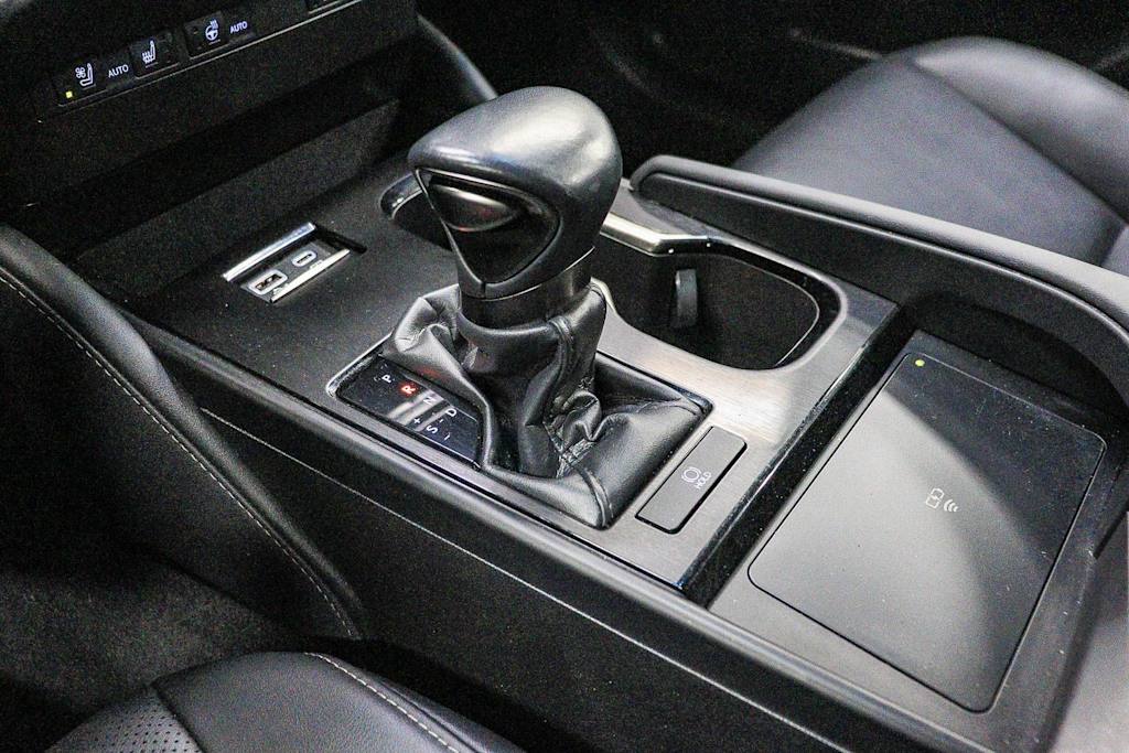 Thumbnail: 2024 Lexus ES - 28