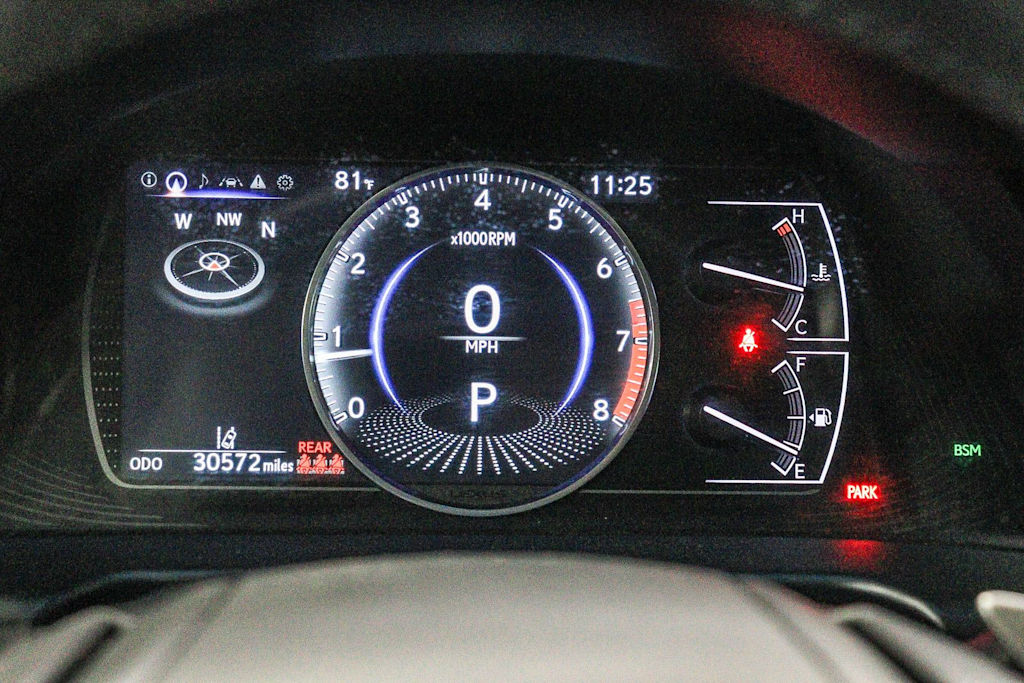 Thumbnail: 2024 Lexus ES - 14