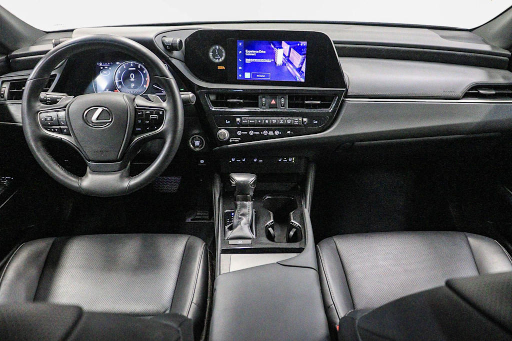 Thumbnail: 2024 Lexus ES - 2