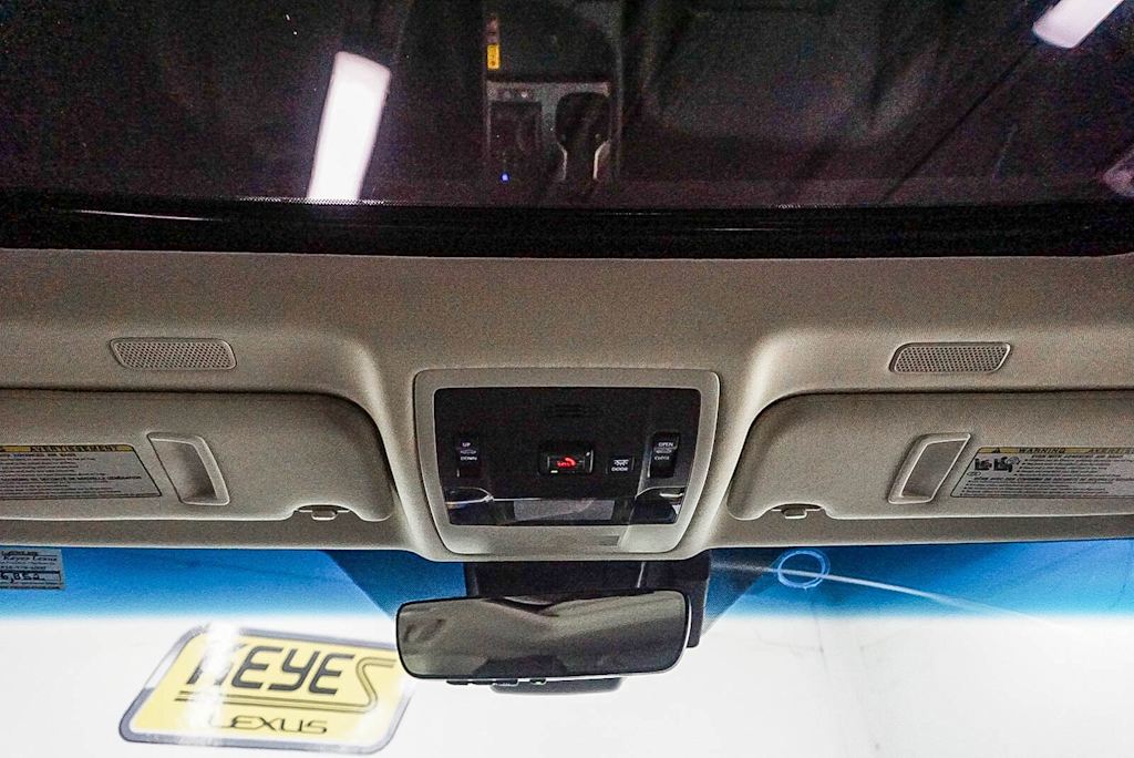 Thumbnail: 2025 Lexus ES - 24