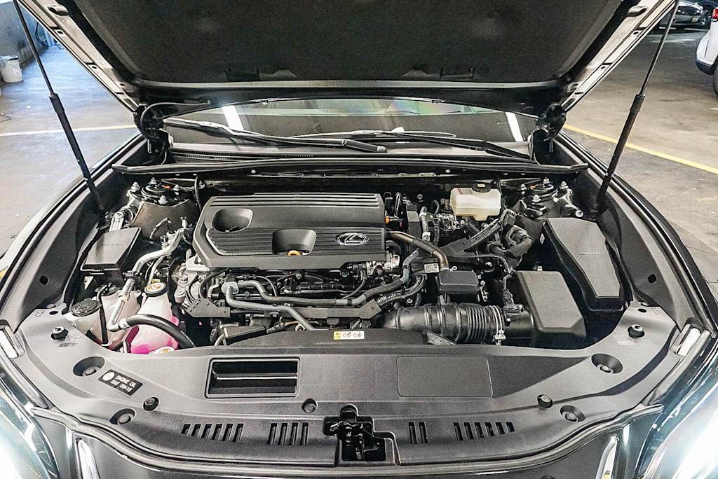 Thumbnail: 2025 Lexus ES - 7