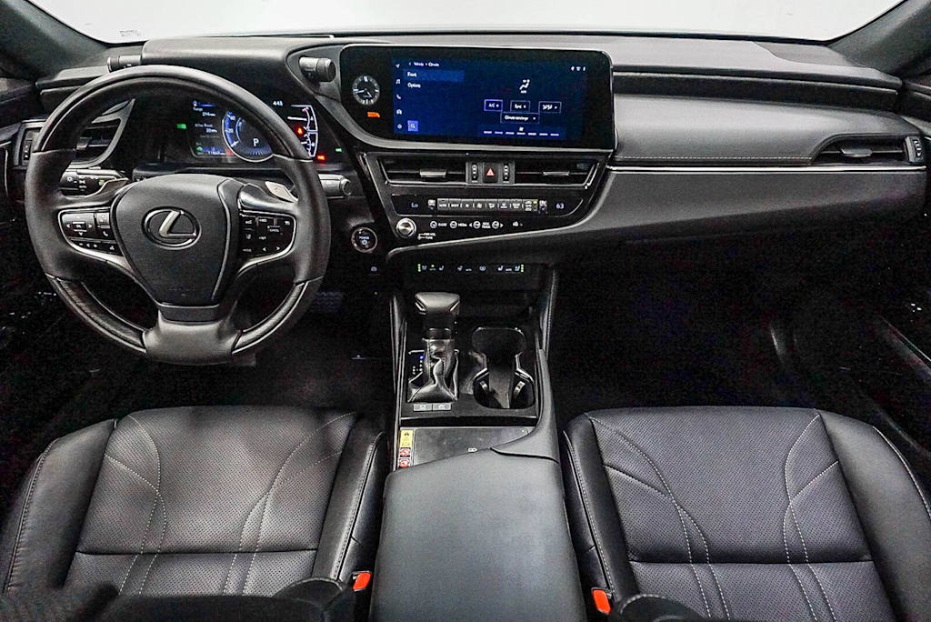 Thumbnail: 2025 Lexus ES - 2