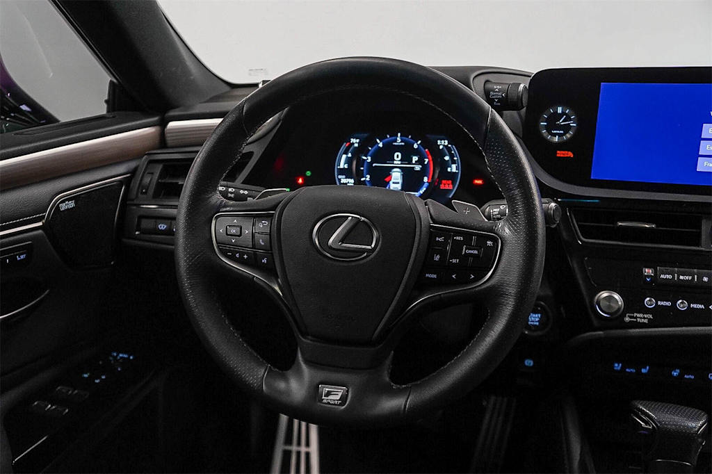 Thumbnail: 2023 Lexus ES - 9