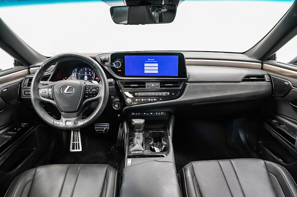 Thumbnail: 2024 Lexus ES - 2