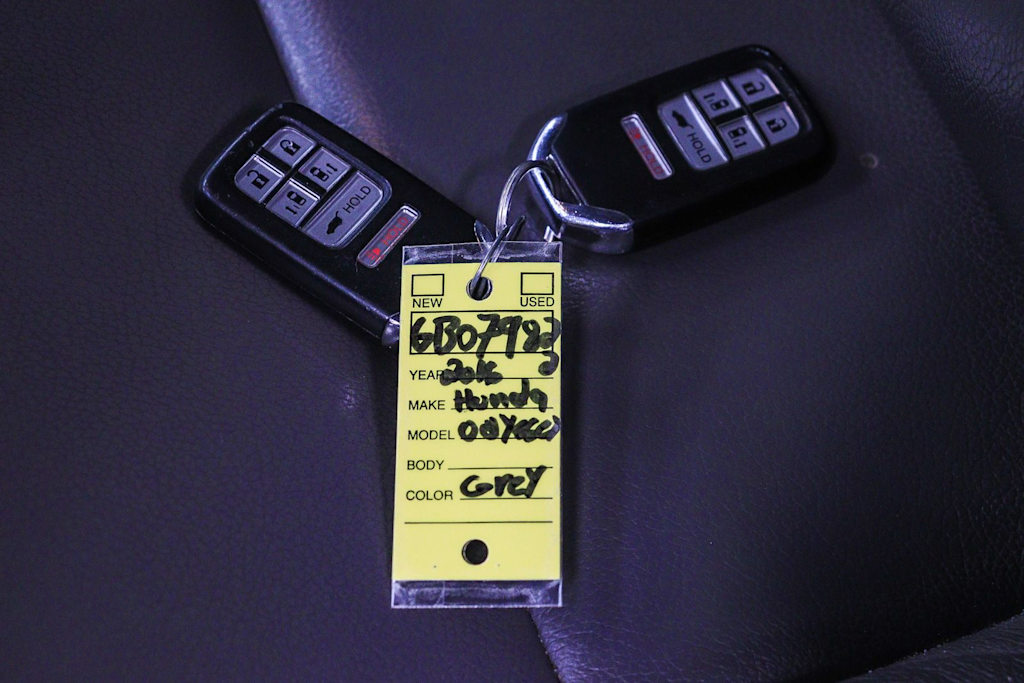 Thumbnail: 2016 Honda Odyssey - 16