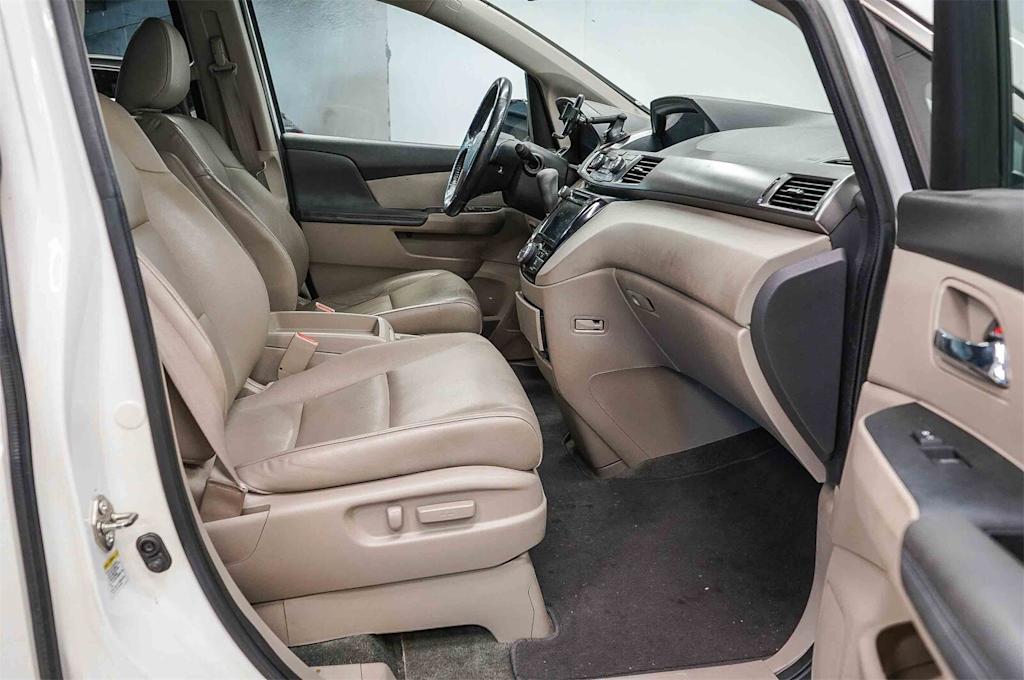 Thumbnail: 2016 Honda Odyssey - 10