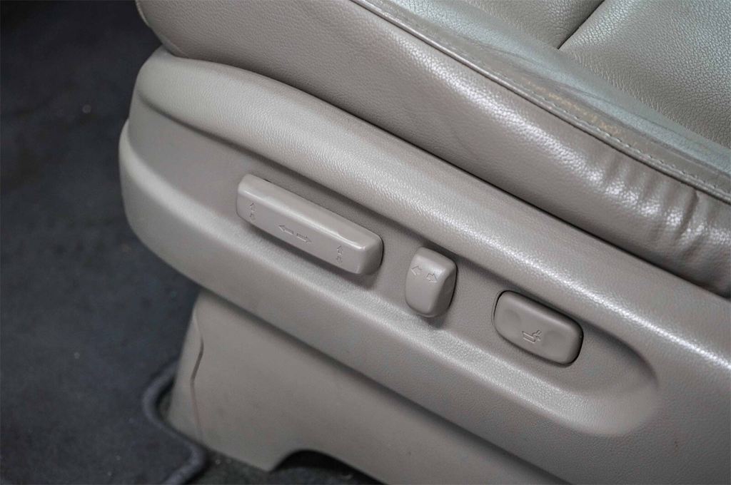 Thumbnail: 2016 Honda Odyssey - 27