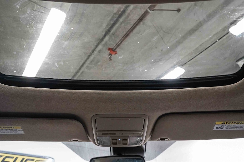 Thumbnail: 2016 Honda Odyssey - 23