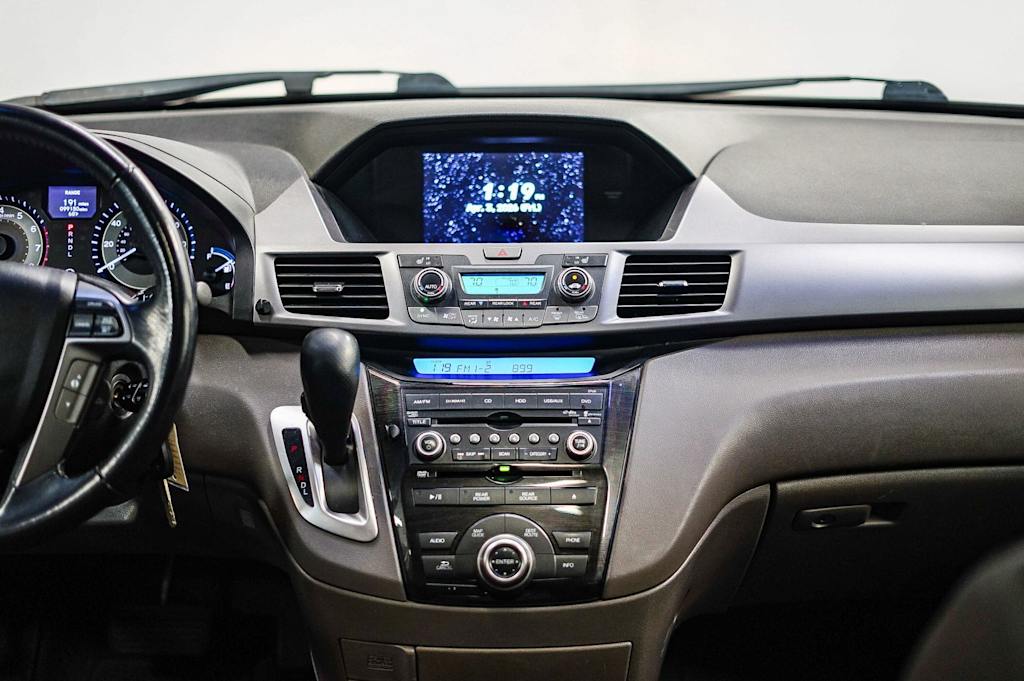 Thumbnail: 2012 Honda Odyssey - 8