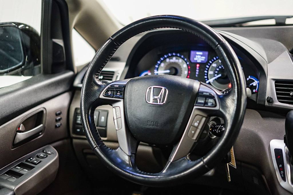 Thumbnail: 2012 Honda Odyssey - 12