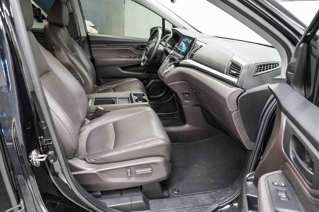 Thumbnail: 2019 Honda Odyssey - 10