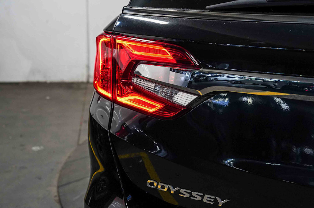 Thumbnail: 2019 Honda Odyssey - 23
