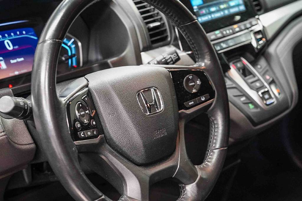 Thumbnail: 2019 Honda Odyssey - 14
