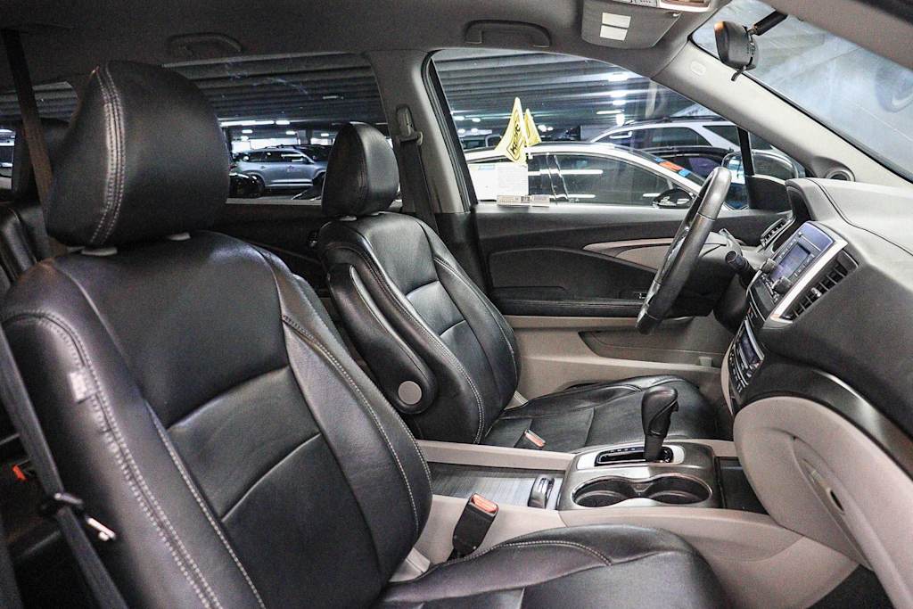 Thumbnail: 2020 Honda Pilot - 9