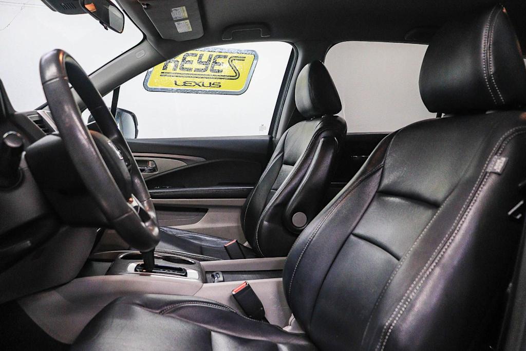 Thumbnail: 2020 Honda Pilot - 10