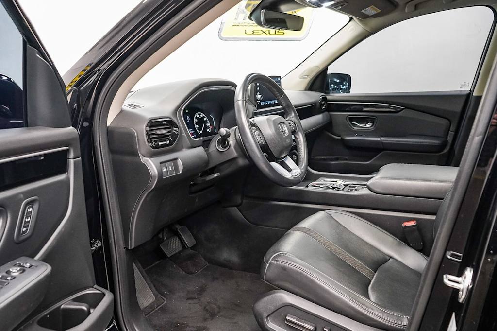 Thumbnail: 2023 Honda Pilot - 14