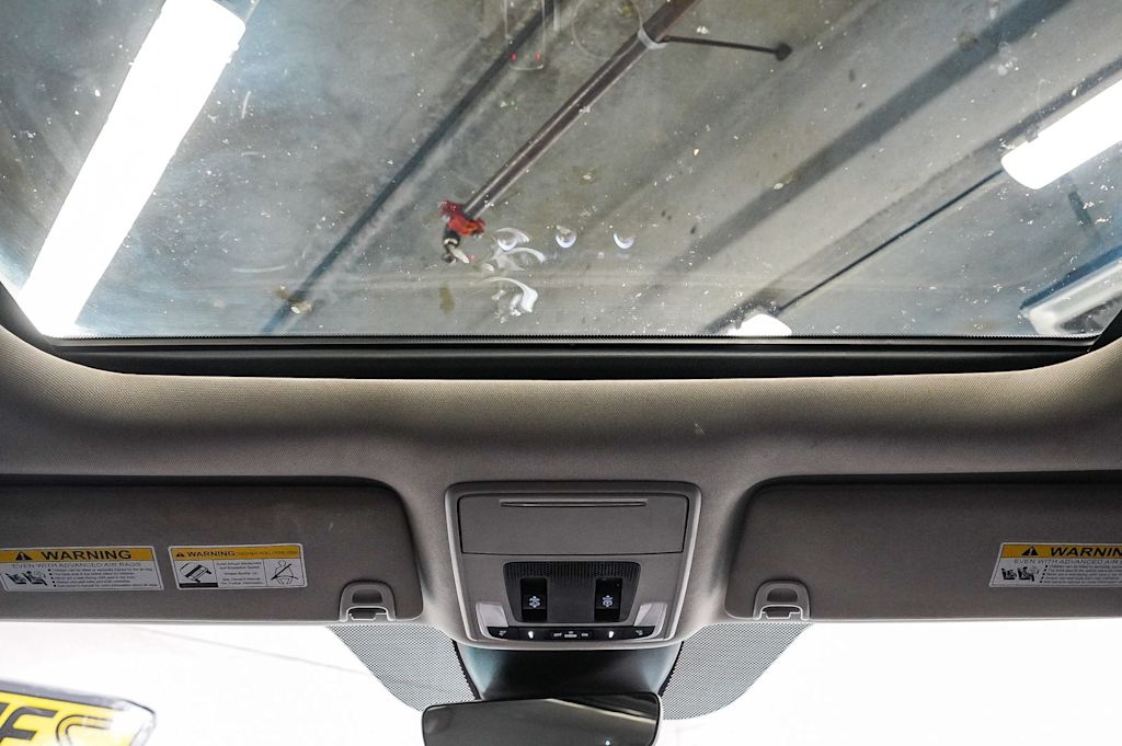 Thumbnail: 2023 Honda Pilot - 24