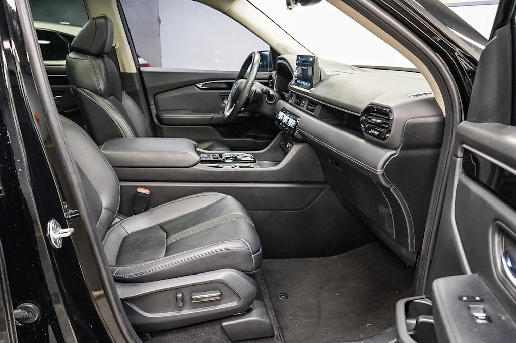 Thumbnail: 2023 Honda Pilot - 10