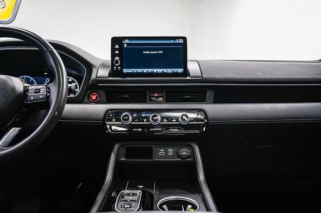 Thumbnail: 2023 Honda Pilot - 9