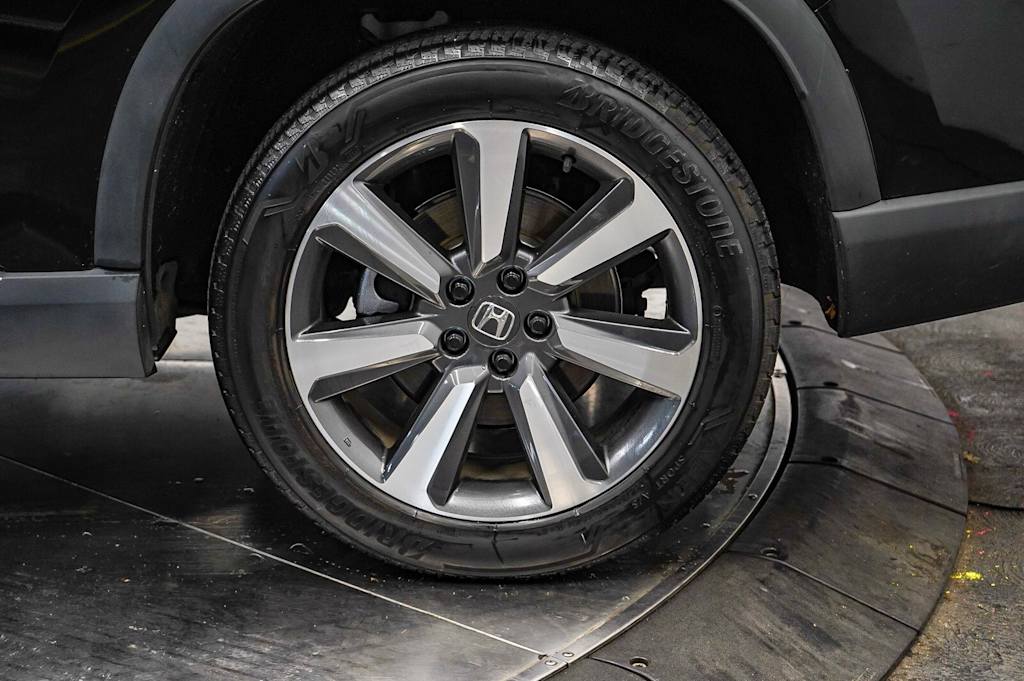 Thumbnail: 2023 Honda Pilot - 22