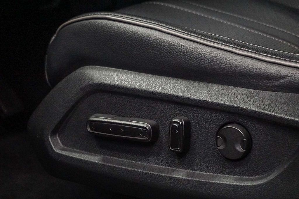 Thumbnail: 2023 Honda Pilot - 26