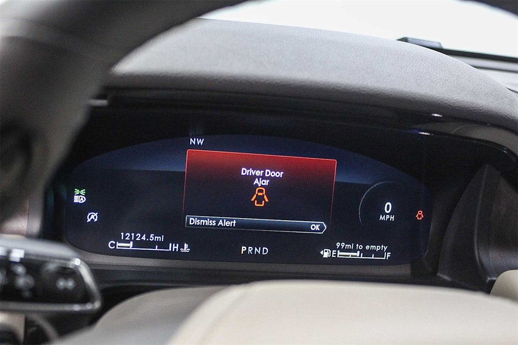 Thumbnail: 2023 Lincoln Aviator - 12