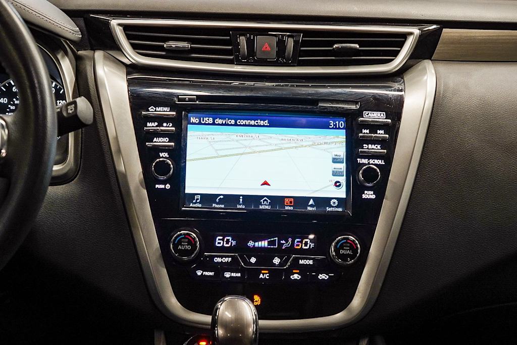 Thumbnail: 2015 Nissan Murano - 12