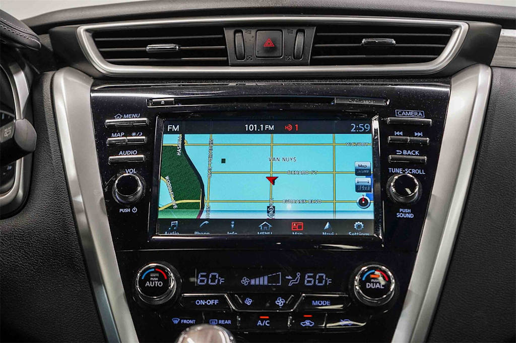 Thumbnail: 2016 Nissan Murano - 14