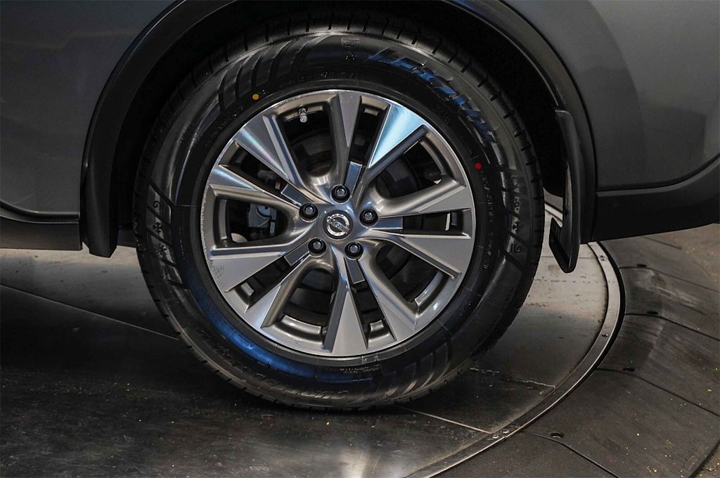 Thumbnail: 2016 Nissan Murano - 23